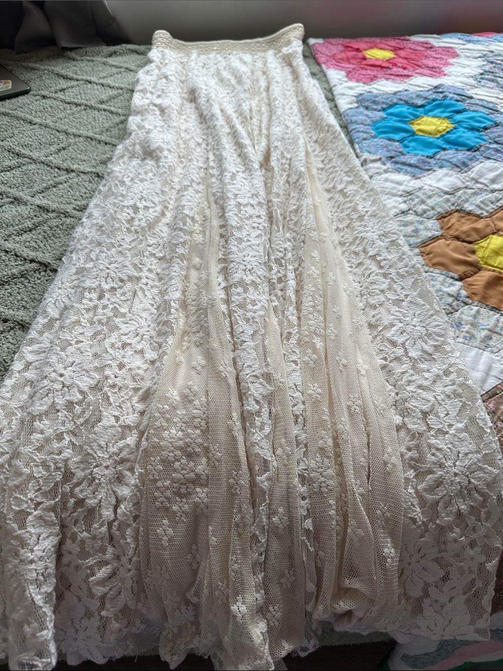 Kimchi Blue Ivory Lace Maxi Skirt - Picture 4 of 4